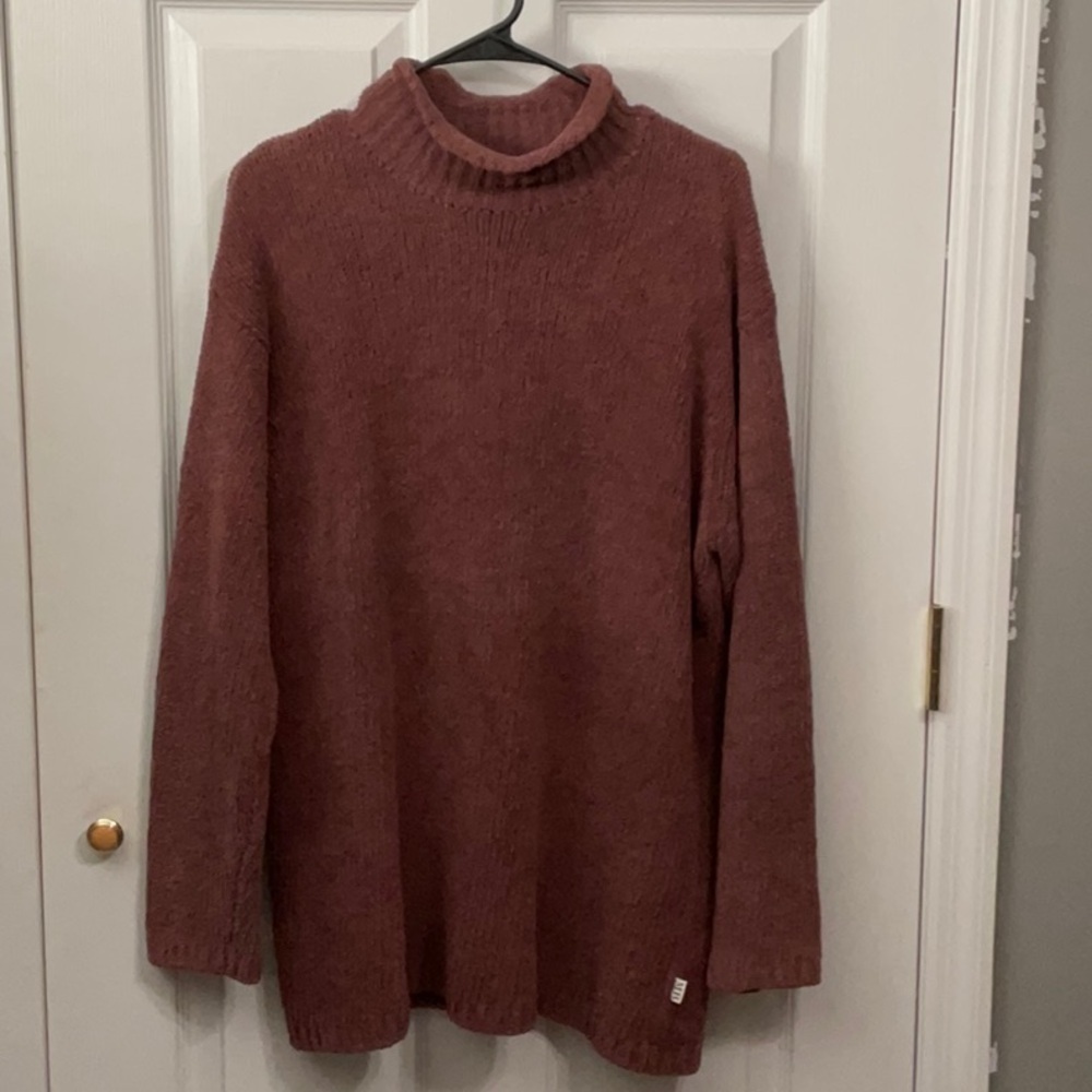 Michael Brandon sweater. Turtleneck. Brown. Size M.